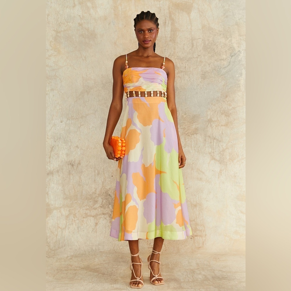 Georgie Beaded Waist Midi Dress
AMUR - Picture 2 of 9